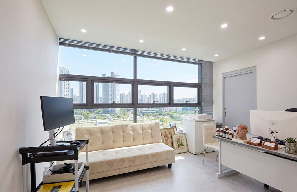 clinic interior 01 1